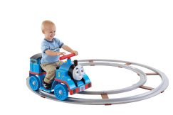 Thomas and Friends Thomas with Track (BCK92) Power Wheels ride-on